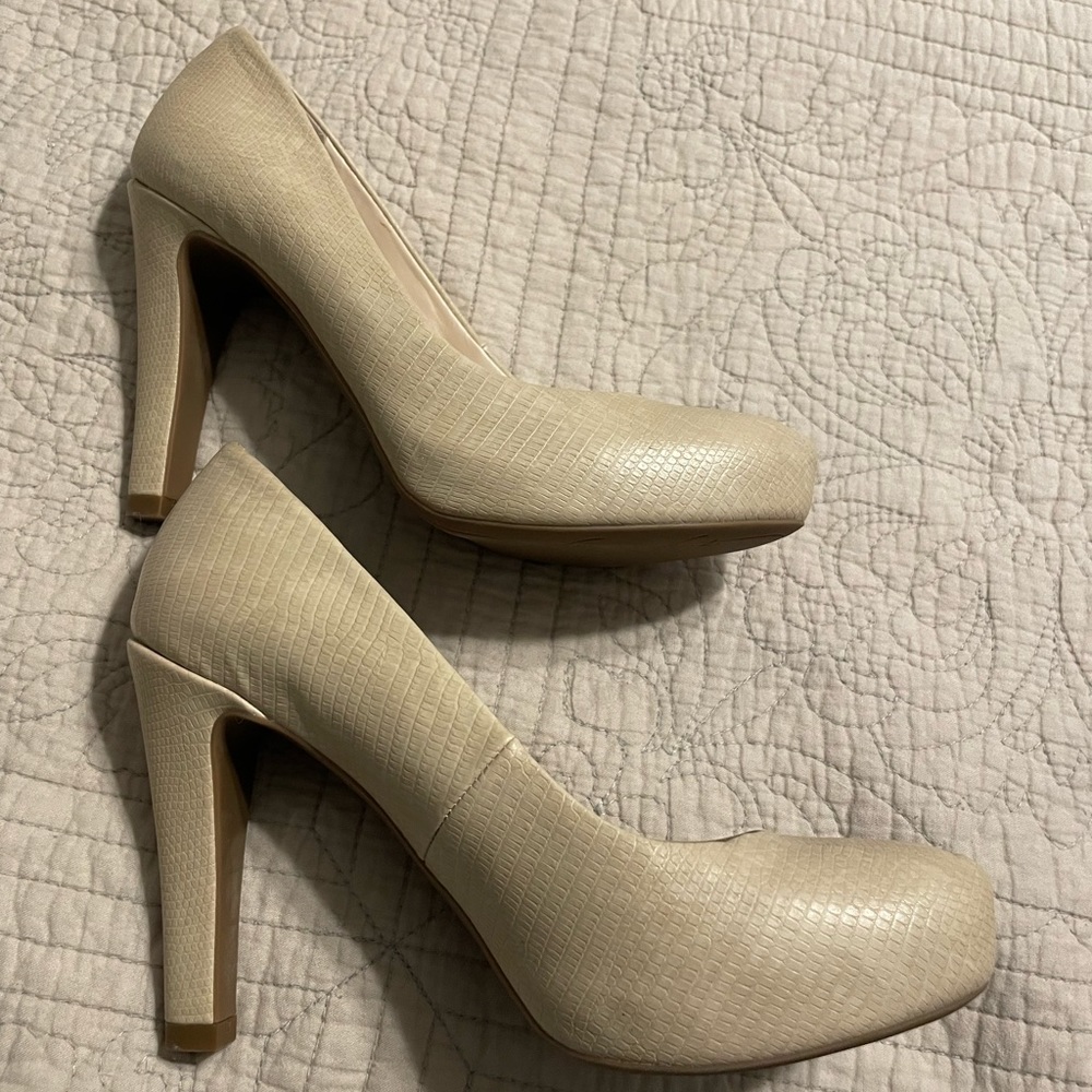 Franco Sarto platform heels